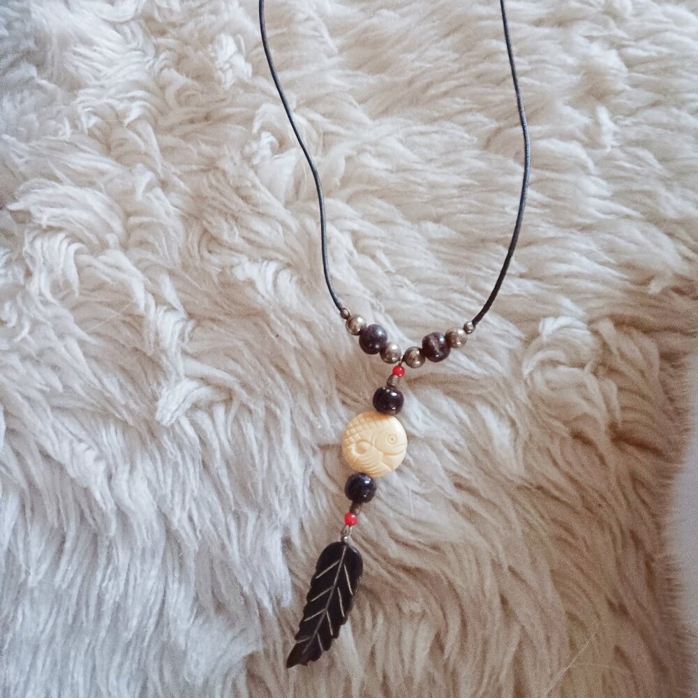 A Nod to Nature to Wear on Your Neck
